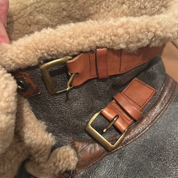 Ralph Lauren Shearling & Leather Full Zip Vest.  NWOT. Heirloom quality - Picture 7 of 13